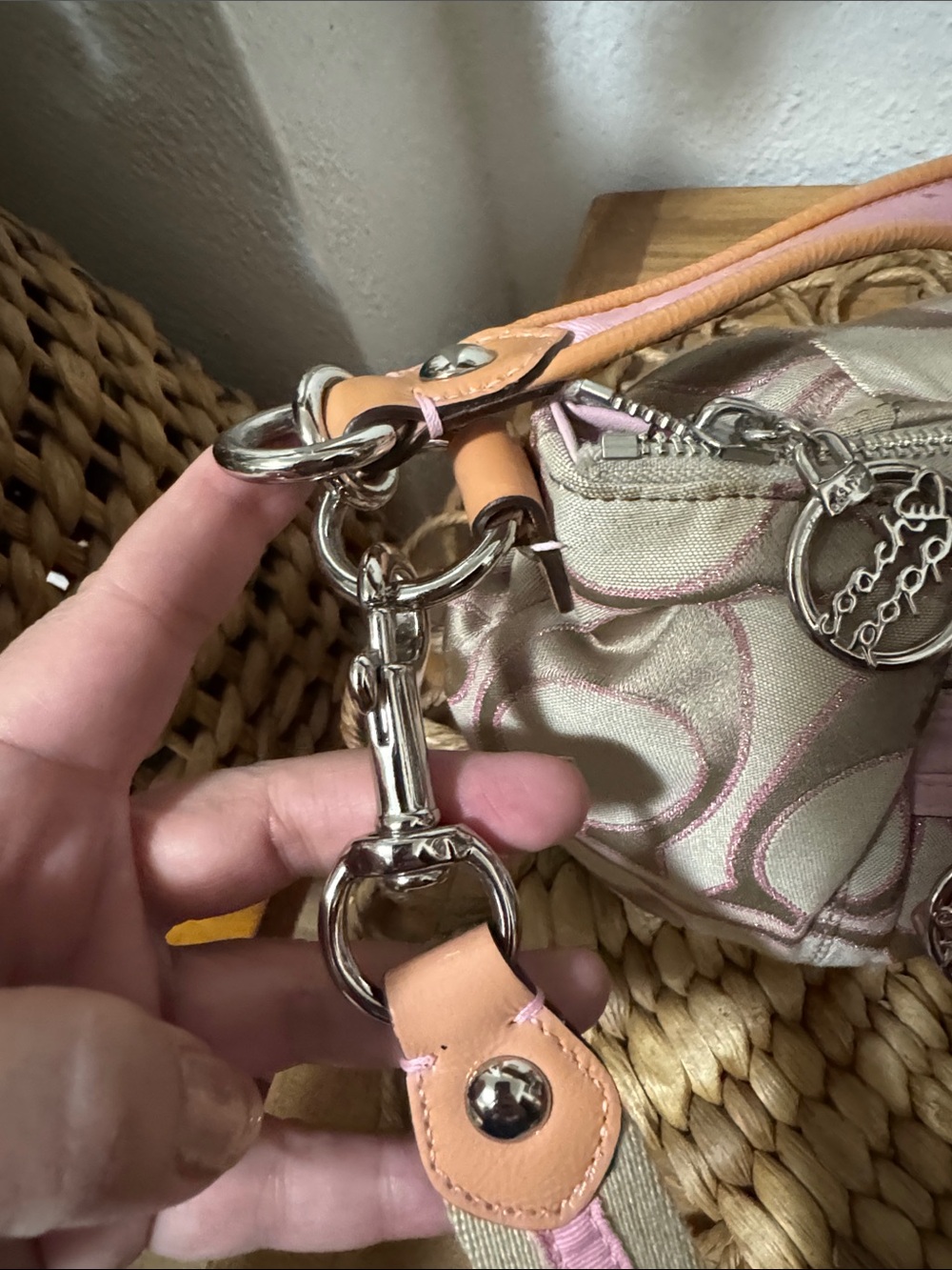 Coach Poppy Beige and Pink Signature Canvas Crossbody Purse - Vintage - Picture 5 of 17